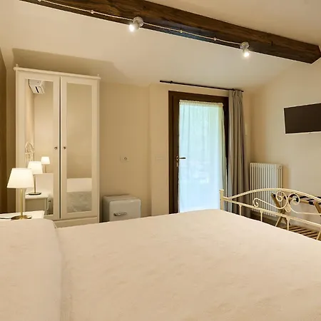 I Roseti Alloggio per agriturismo *
